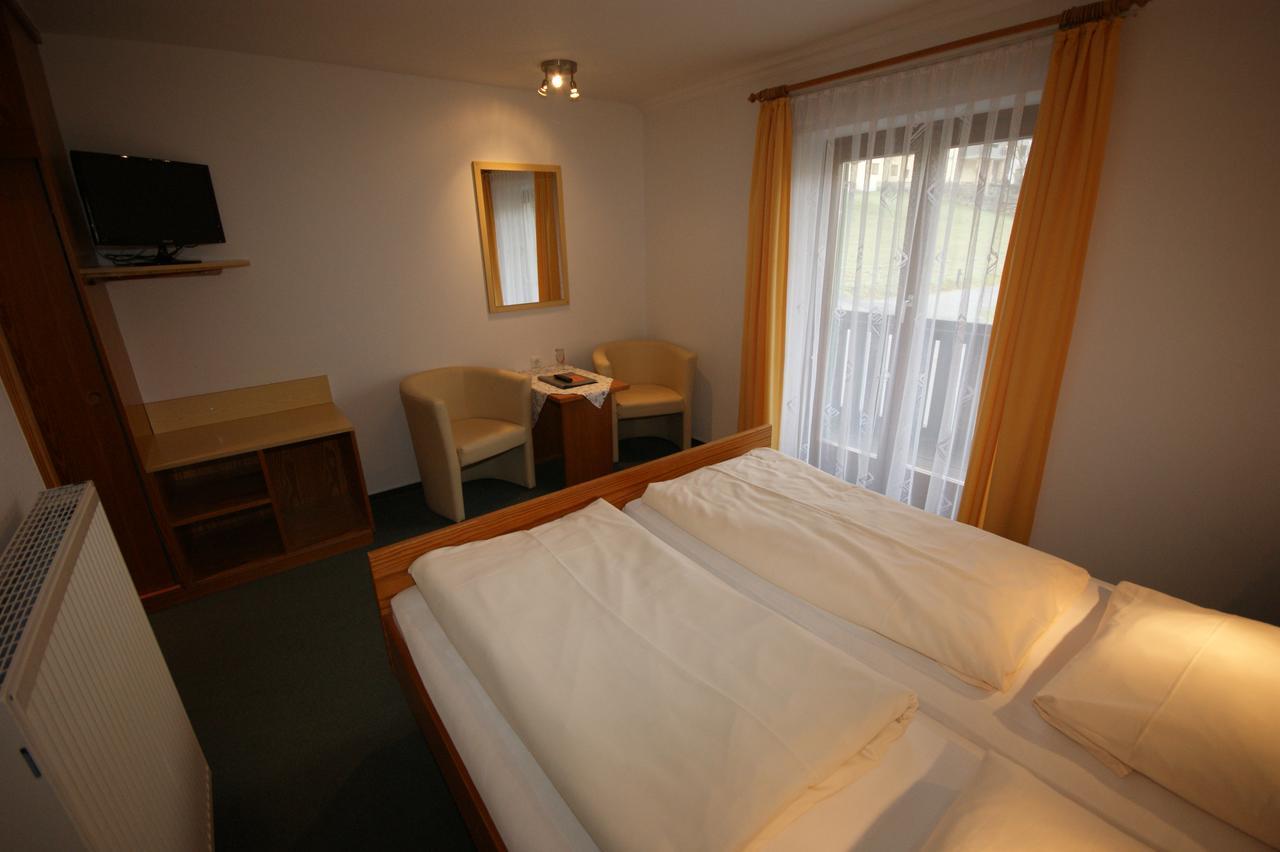 Hotel Beinbauer Büchlberg Δωμάτιο φωτογραφία